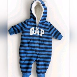 Baby GAP 0-3M Logo Fleece Sherpa Warm Snowsuit Hooded With Ears, Blue Stripe Zip